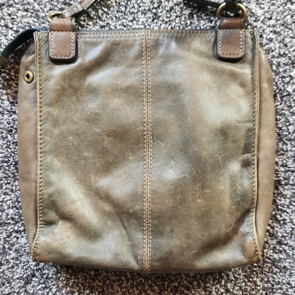 Fossil Genuine Leather Crossbody Purse Bag - Picture 3 of 5